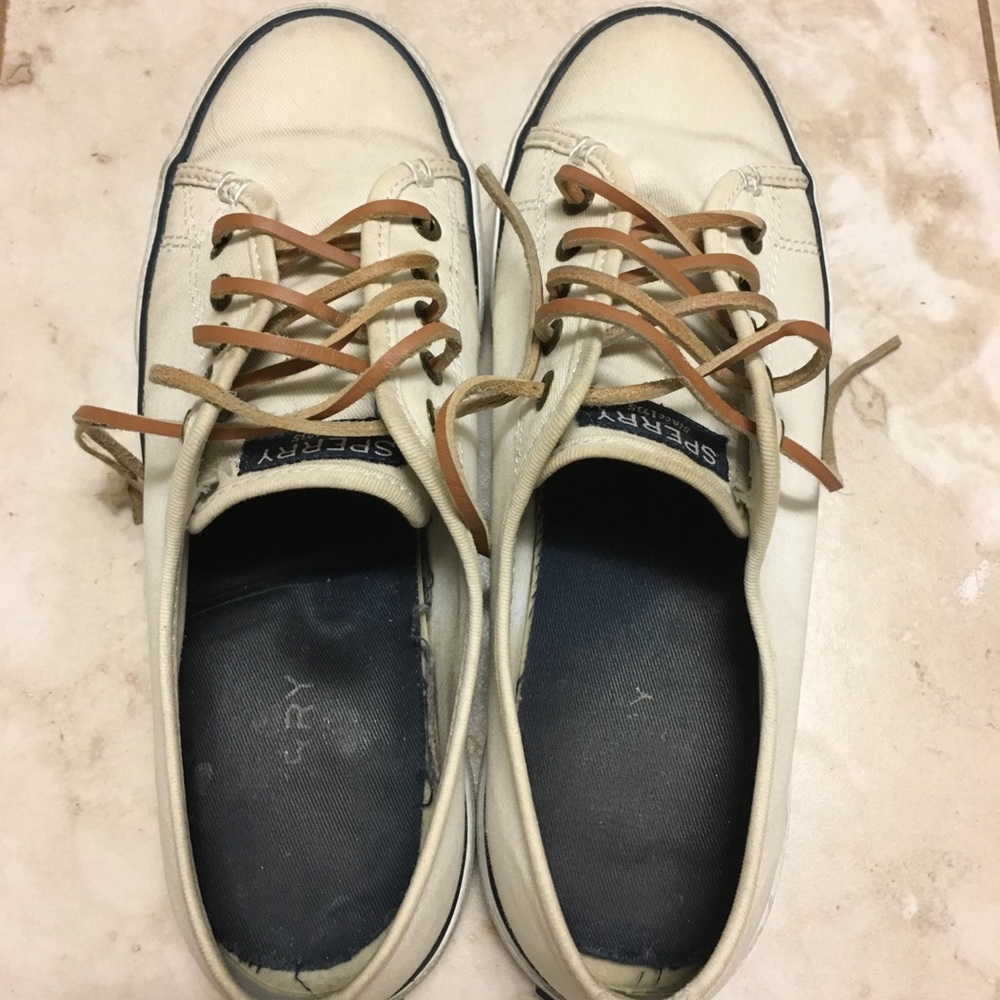 Sperry White Canvas sneakers size  7.5